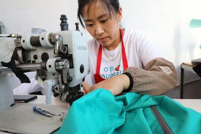 山东滨州:乡村建设户外装备微工厂 妇女“家门口”就业增收